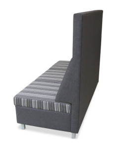 Available without side panels.